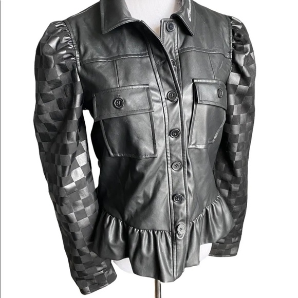 Disney Cruella Live Action Faux Leather Jacket Her Universe - Picture 4 of 11